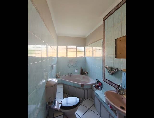3 BEDROOM HOUSE FOR SALE IN SASOLBURG EXT 15